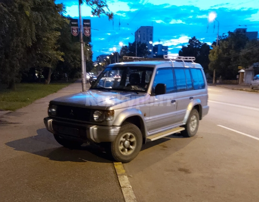 Безумно паркиран джип стряска врачани