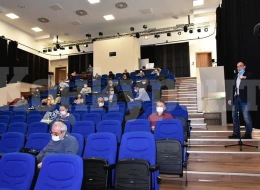 Двама от ГЕРБ напускат общинския съвет, Владо Христов става председател във Враца