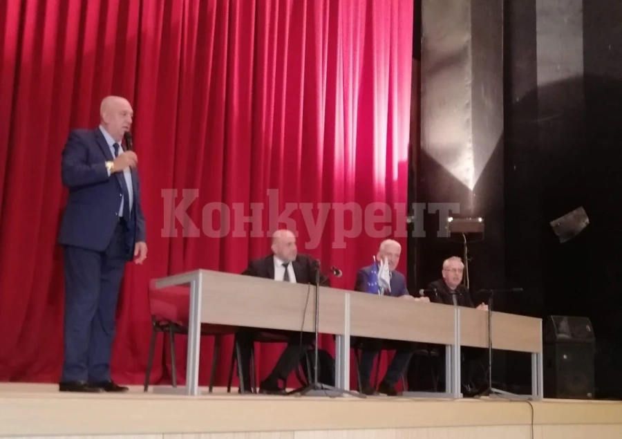 Още 50 души хвърлиха партийните си книжки в ГЕРБ - Видин
