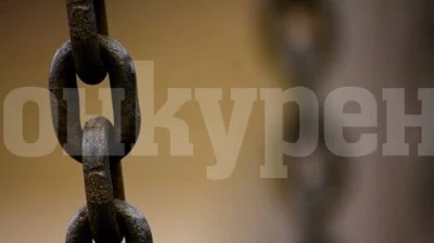 Настаниха в кризисен център във Варна връзваната с верига осмокласничка от Провадия