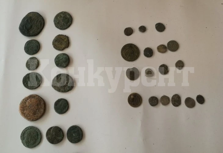 Удар на полицията в Раковски, закопчаха... СНИМКИ