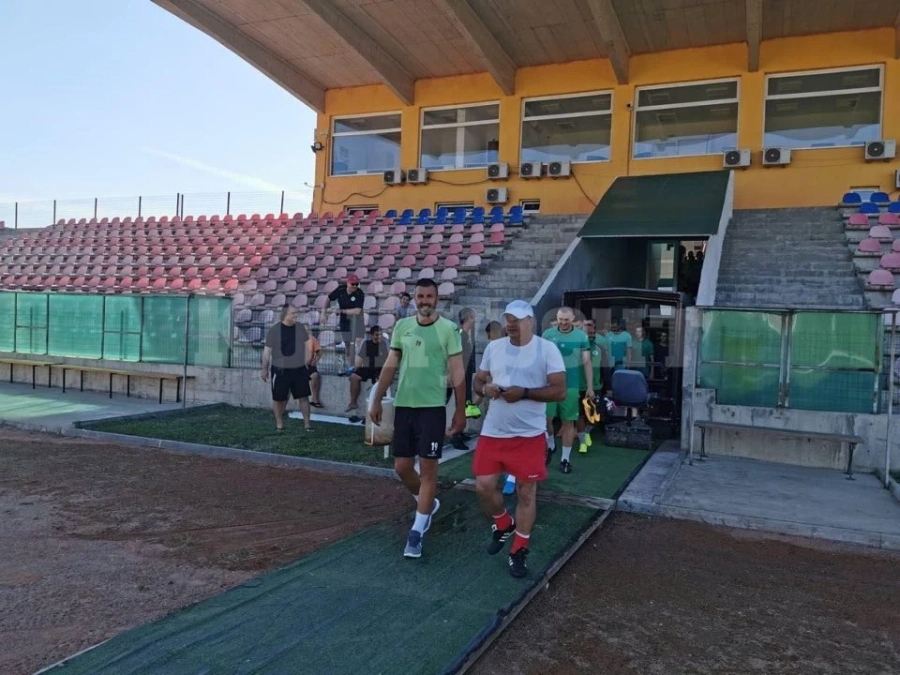 Първа Атомна почна подготовка с 21 играчи