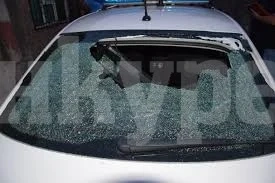 20-годишен потроши патрулка на полицаи