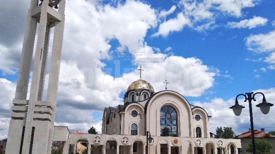 Започна изографисването на храма “Свети Дух” в Монтана