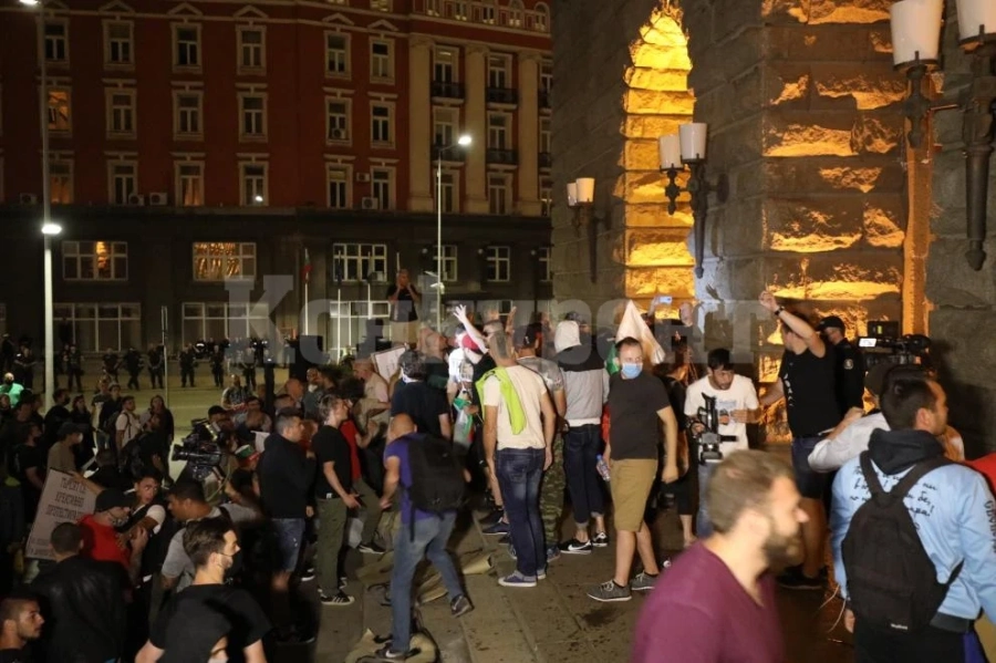 Антон Златанов: Целта беше да има безредици, да има бой с полицията