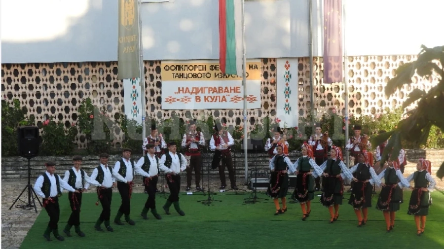 Фолклорният фестивал \