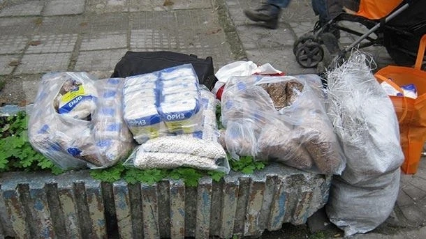 В Монтана раздават храните от БЧК