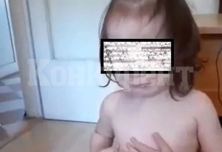 Закопчаха и бащата на битото с юмруци от майка си момиченце