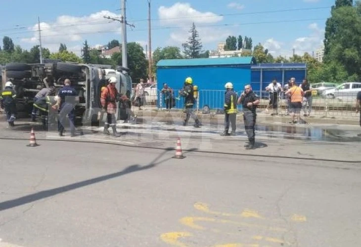 Невиждано тежка катастрофа край гара „Подуене“ в столицата СНИМКИ
