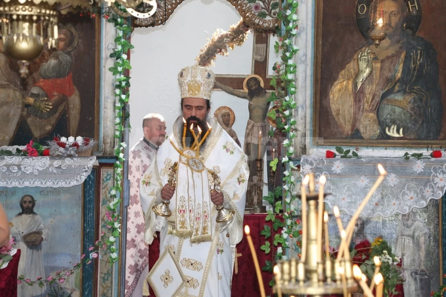 Отбелязаха храмов празник в село Градец