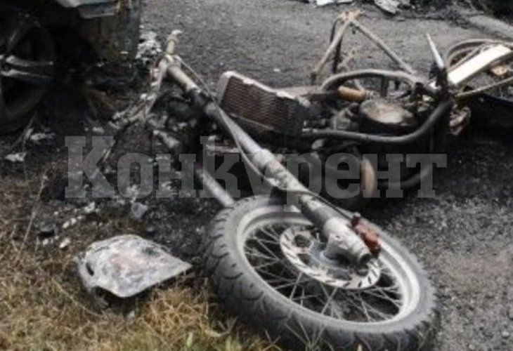 Семейство отиде с мотор на море в Китен, сега бере душа