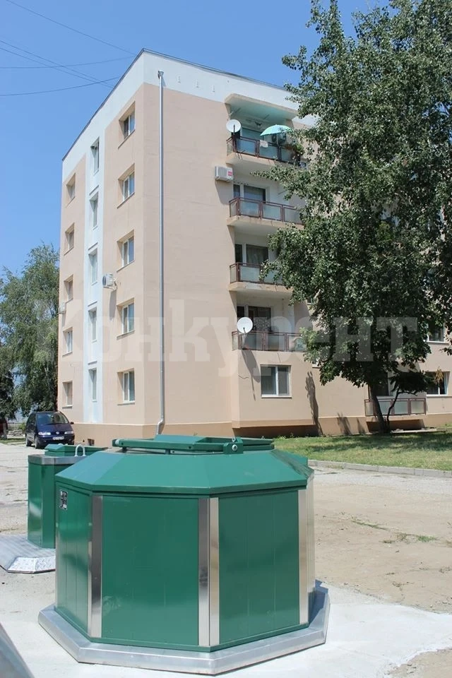 В Козлодуй се монтират нови 20 подземни контейнери