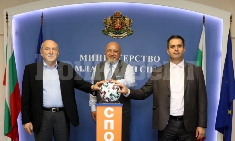 По 85 топки Adidas Uniforia Euro 2020 за Ботев /Вр/ и останалите от елита