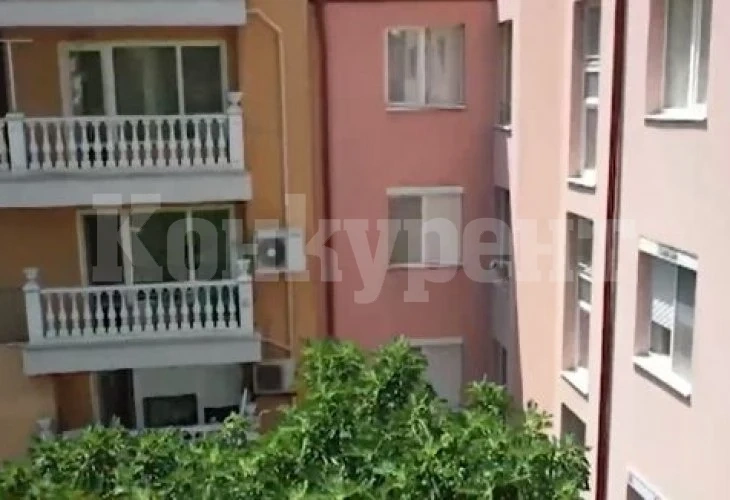 Пловдивчани си влизат в дома през гаража ВИДЕО