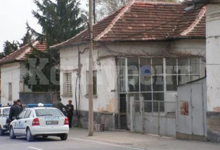 Трагедия! Намушканият с вила и пребит мъж от Врачанско почина от раните си