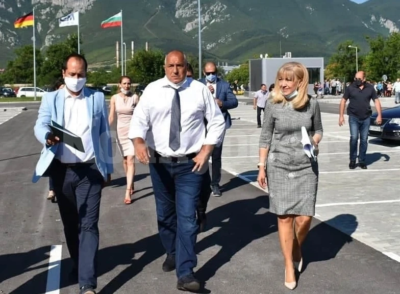 Случи се! Правителството даде 2 милиона лева за ремонт на улици във Враца