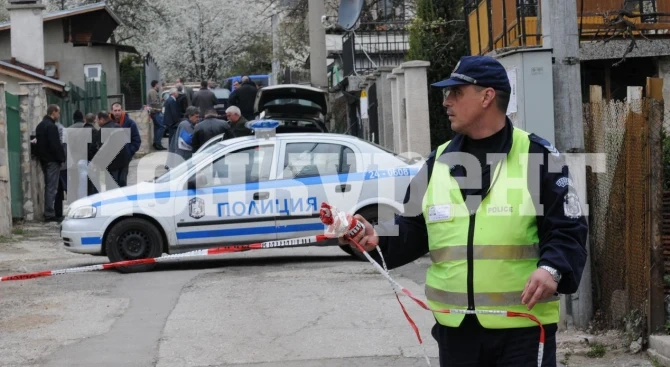 Гледат мярката за неотклонение на обвинени в жестоко убийство в Крива бара