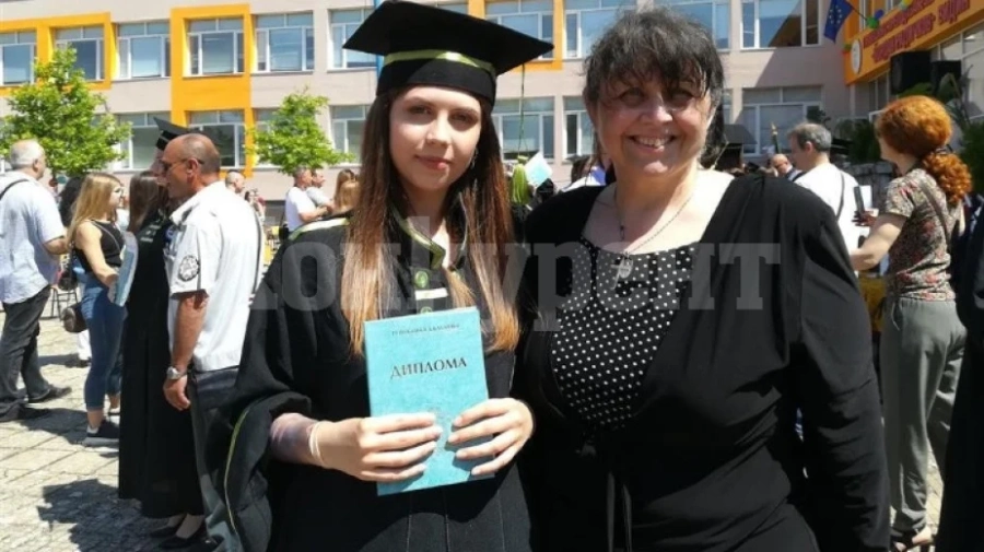 Национална диплома за абитуриентка от Видин