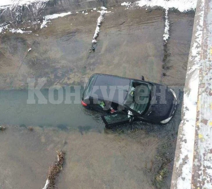 Зрелищна каскада: Пиян с 2,3 промила в кръвта падна от мост