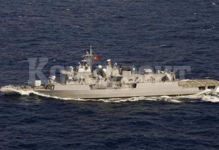 Напрежение: Военни кораби на Турция са в бойна готовност край бреговете на Анталия
