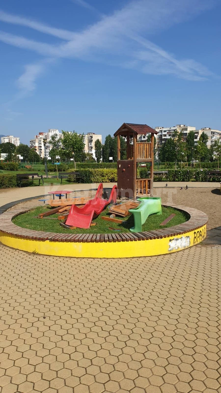 Жители на \