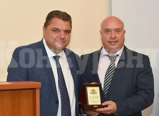 Наградиха кмета на Вършец за развитието на туризма