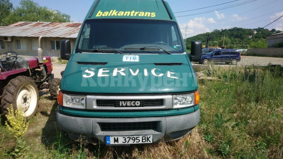 За 4 500 лева: Продават товарен IVECO в Монтана СНИМКИ