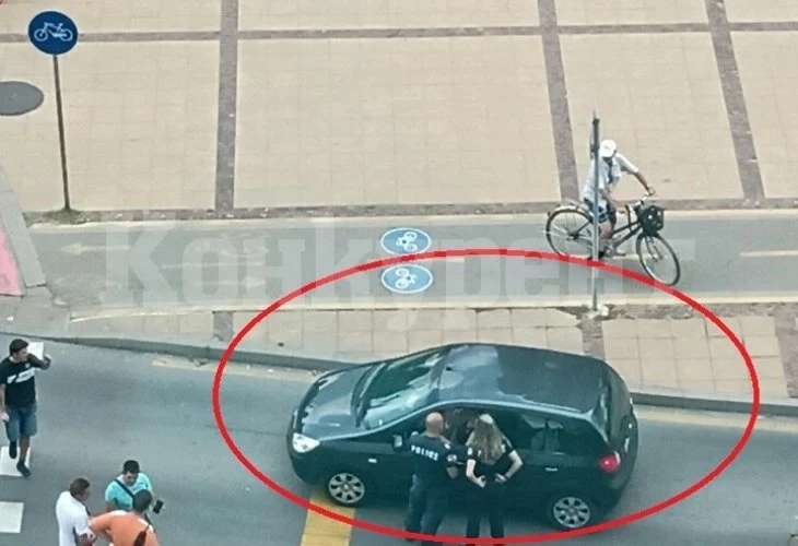 Извънредно от Варна: Жена с кола тръгна към палатковата блокада, намеси се полиция СНИМКИ