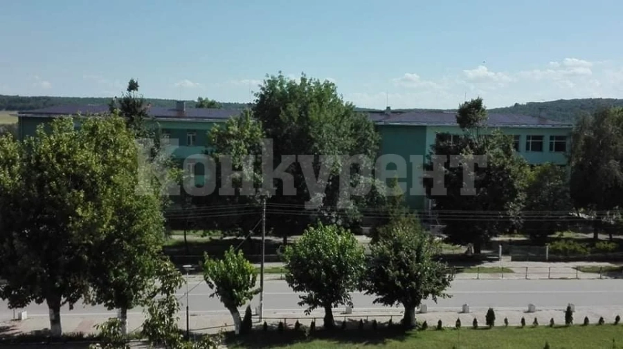 В Дреновец се похвалиха с ремонтиран покрив на училището СНИМКИ