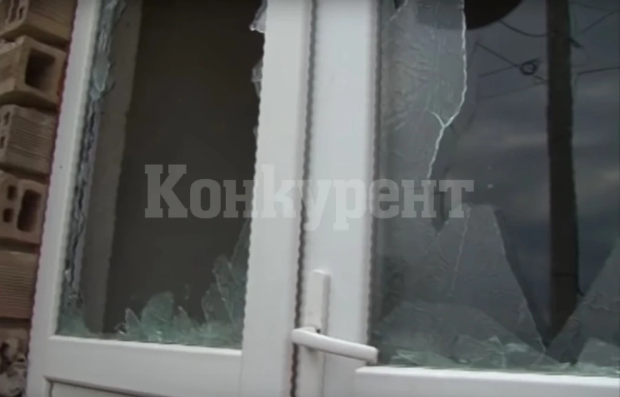 Апаш потроши прозорците на къща в Лом и задигна легла