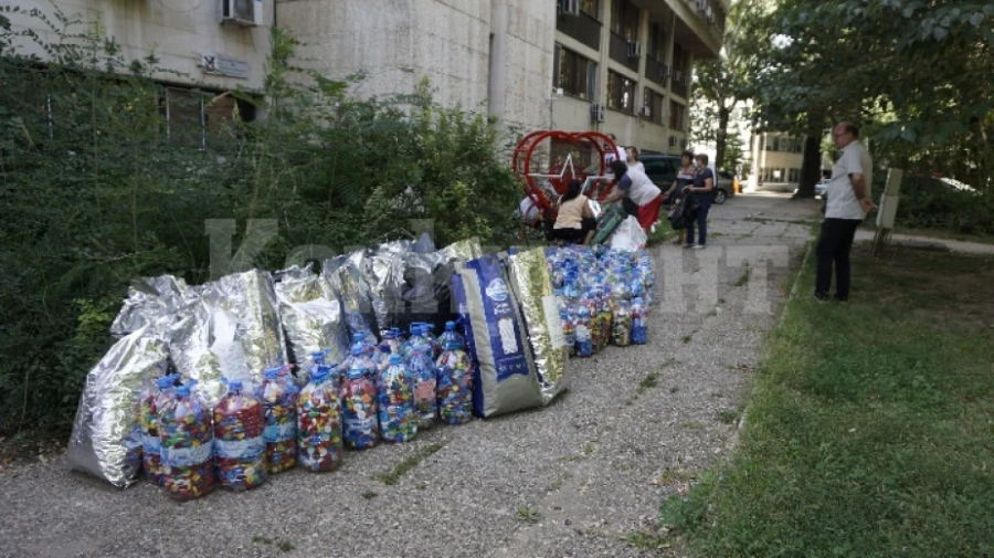 Продължава събирането на средства за соларна пейка във Видин