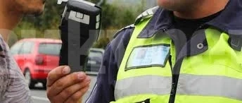 Мъртвопиян, спипан зад волана в Монтана, е тикнат в ареста