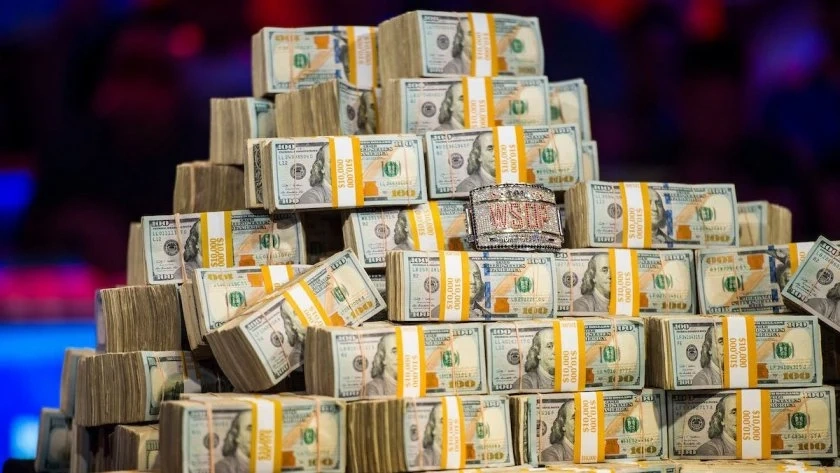 Българин спечели близо $4 млн. долара от покер!