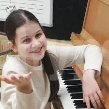 Светлинна Миткова участва с авторска песен в „Детска мелодия на годината”