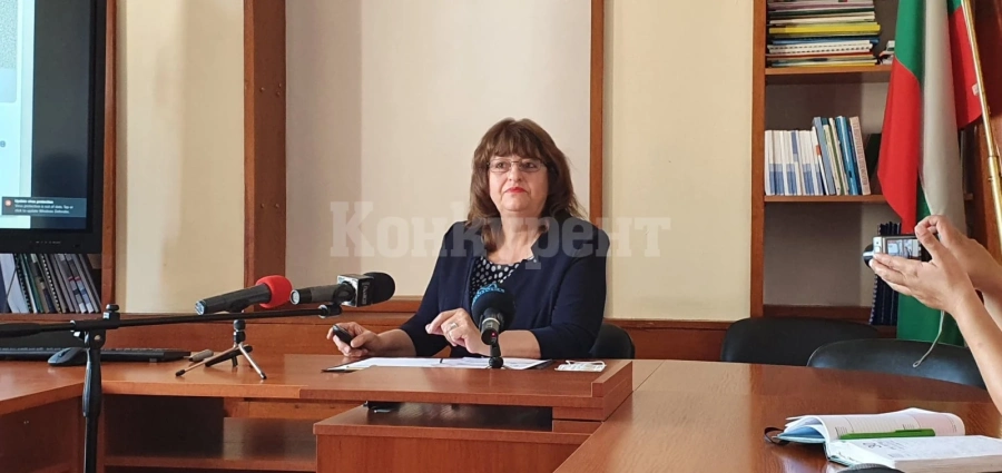 Важно! Вижте каква година чака учениците и учителите във Врачанско заради COVID-19
