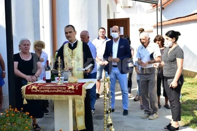 Със света литургия и курбан за здраве отбелязаха празника на кв. “Кулата”