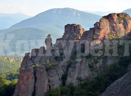 Площадът в Белоградчик ще има телескоп за наблюдение на скалите