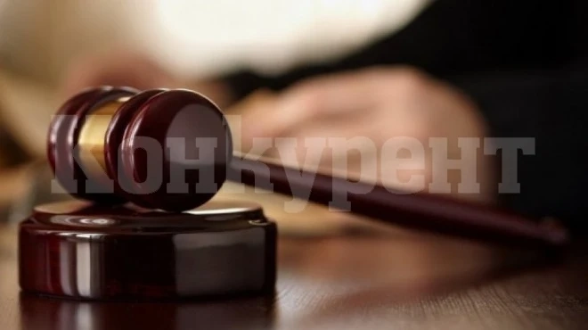 Оставиха в ареста мъжа, запалил жена си в Три кладенци
