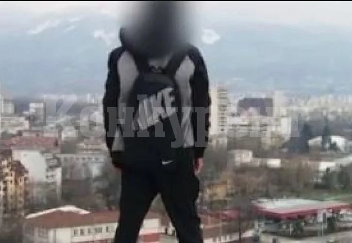 Трагедия по тъмна доба: Фатално селфи в столицата уби момче