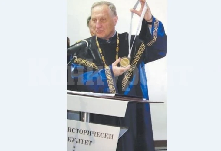 Скръбна вест! Почина проф. Александър Воденичаров