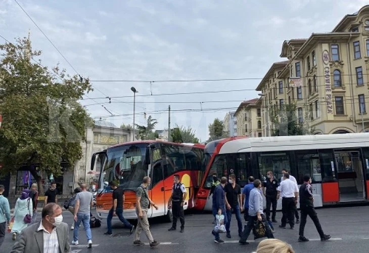 Извънредно! Пълен с българи автобус катастрофира в Турция ВИДЕО