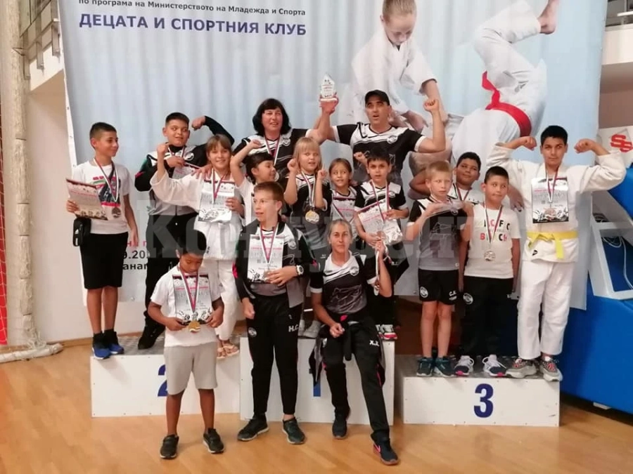 Златните деца на Бяла Слатина СНИМКИ