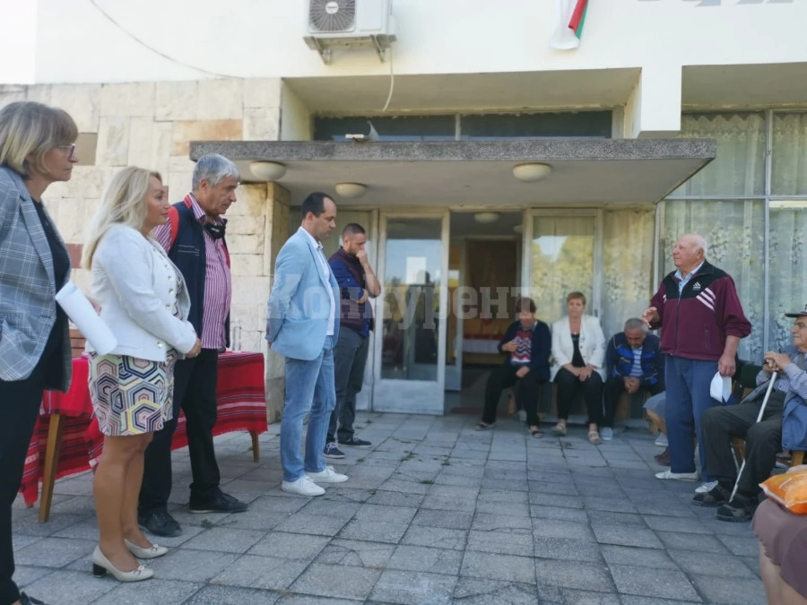 Общински съветници от ГЕРБ проведоха серия от срещи с хората от селата край Враца СНИМКИ