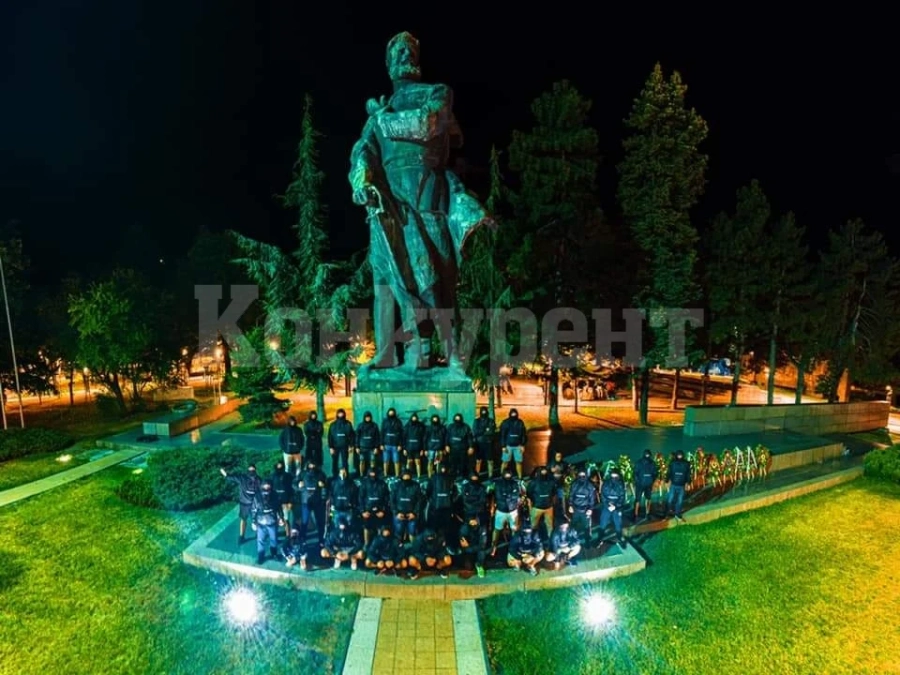 Вижте Господарите на Северозапада СНИМКА