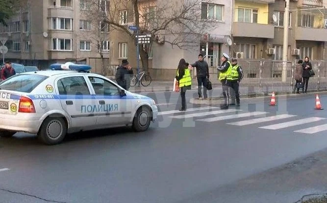 14 пешеходци глобени заради неправилно пресичане