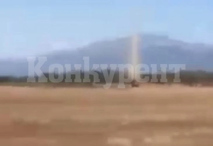 Страшен природен феномен в полето край Казанлък ВИДЕО
