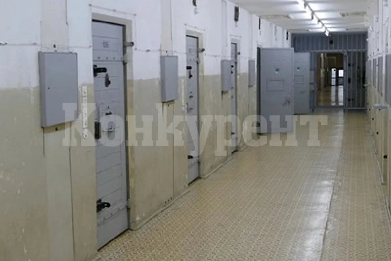 Задържаха за постоянно трима за закана с убийство и хулиганство в Плевен