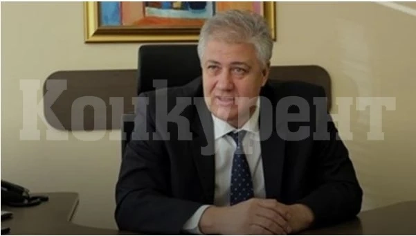 Проф. Асен Балтов пред \