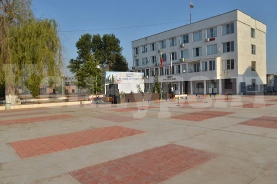 Търсят наемател на общински терен