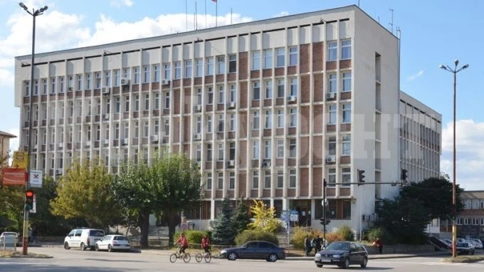 Служители на МВР Видин даряват средства за медицински уред